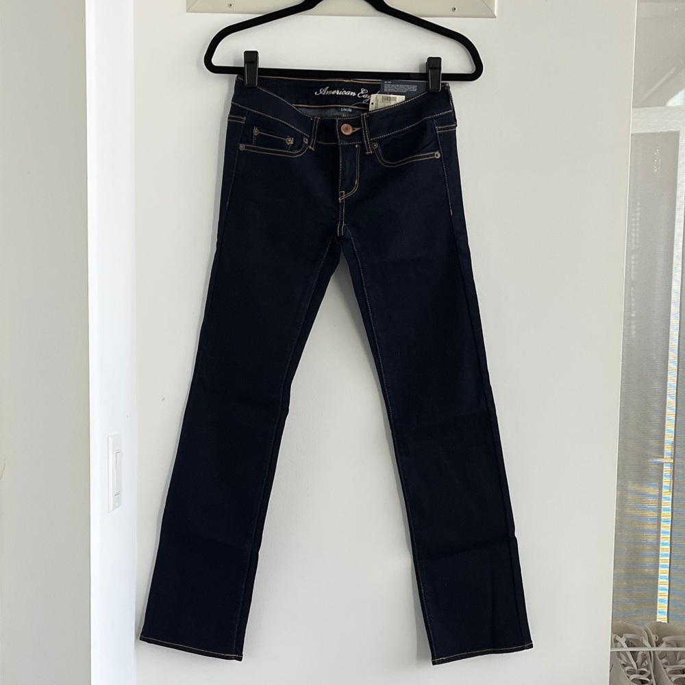 American Eagle Outfitters Women's Datk Indigo Straight Leg Jeans